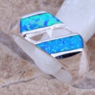 טבעת כסף בשיבוץ אבני אופל כחול
