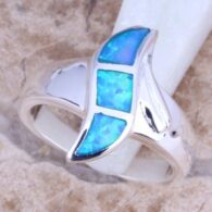 טבעת כסף משובצת אבני אופל כחול