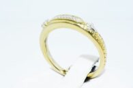 טבעת כסף בציפוי זהב בשיבוץ יהלומים לבנים 06. קרט ניקיון יהלומים: SI1 מידה: 7.25